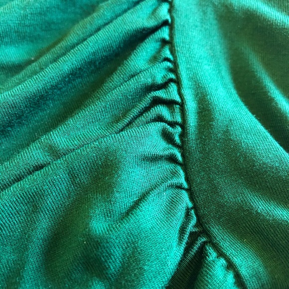 Vetior Green Wrap Crop Top XL - Picture 2 of 3